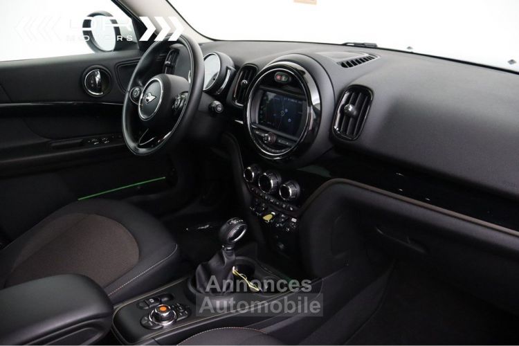 Mini Cooper SE Countryman 1.5 ALL4 Aut. - NAVI 43.070km - <small></small> 21.995 € <small>TTC</small> - #15