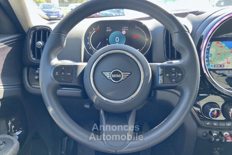 Mini Countryman (F60) 136 BVA7 COOPER EDITION PREMIUM GPS Caméra JA Noires - <small></small> 31.250 € <small>TTC</small> - #25