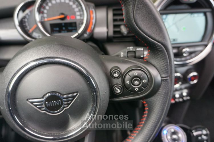 Mini One 136 ch BVA7 John Cooper Works - <small></small> 22.690 € <small>TTC</small> - #22