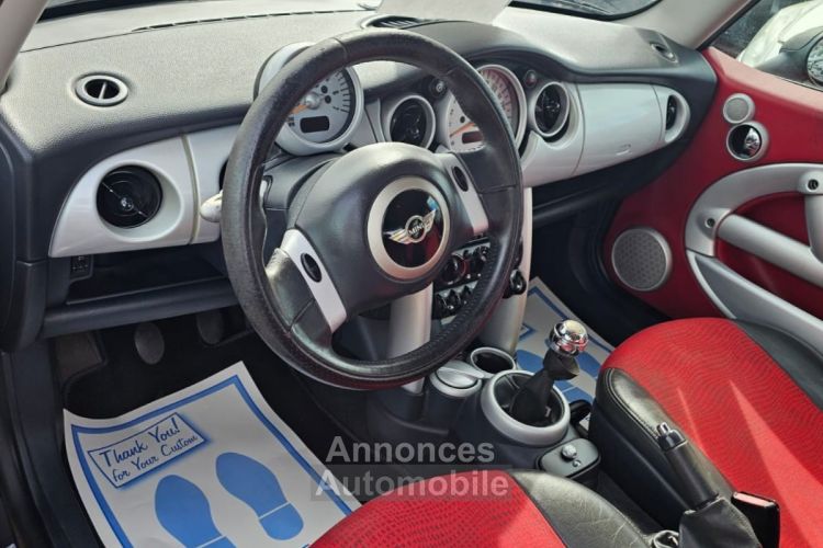 Mini One 1.4 D 75CV MOTEUR A CHAÎNE TRES BONNE ÉTAT DÉPÔT DE VENTES - <small></small> 4.490 € <small>TTC</small> - #12