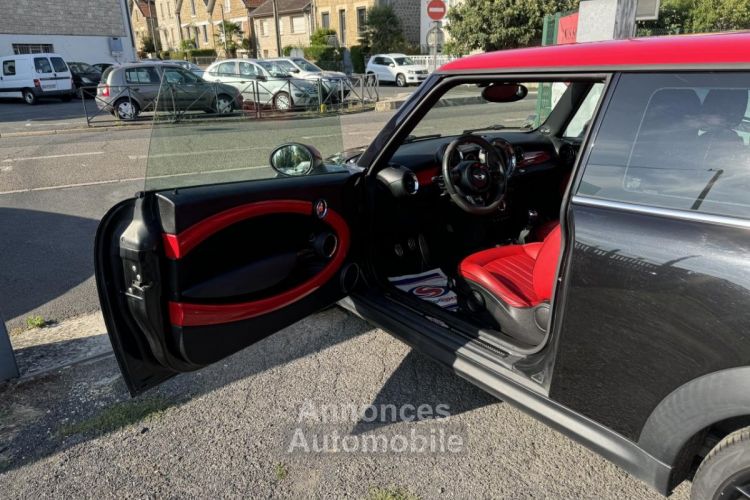 Mini One 1.6i - 211 LCI COUPE John Cooper Works Gps + Clim - <small></small> 12.490 € <small>TTC</small> - #15