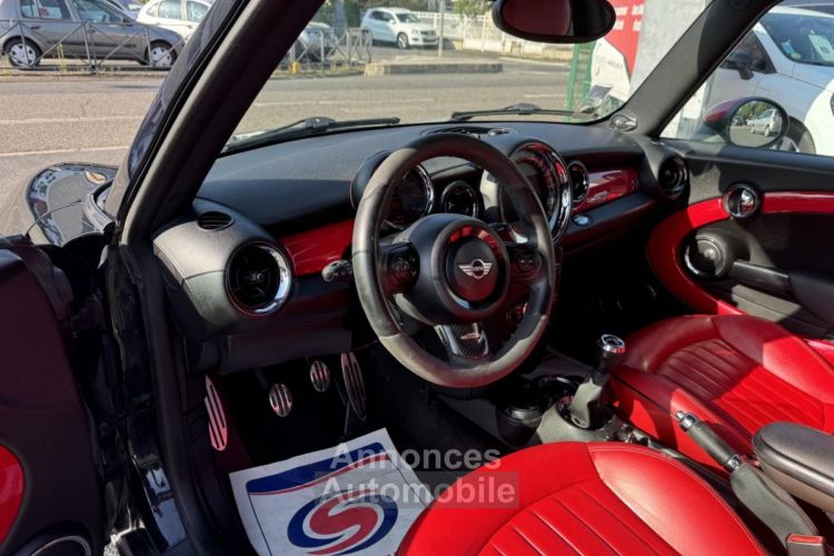 Mini One 1.6i - 211 LCI COUPE John Cooper Works Gps + Clim - <small></small> 12.490 € <small>TTC</small> - #17