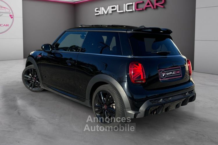 Mini One COOPER 1,5i 136 JOHN COOPER WORKS *GARANTIE* TOIT OUVRANT / SIEGES CHAUFFANTS BACQUETS JCW ALCANTARA / CARPLAY - <small></small> 24.990 € <small>TTC</small> - #6