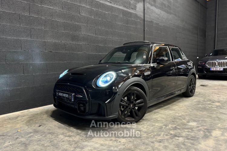 Mini One Cooper S 2.0l 178 ch 5 portes Pack JCW F55 LCI II - <small></small> 32.990 € <small>TTC</small> - #1