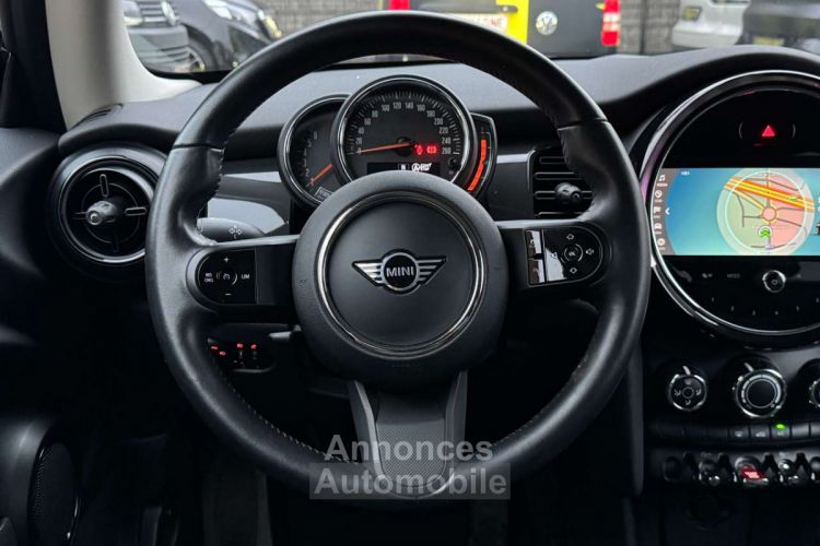 Mini One Facelift CarPlay Régulateur GPS LED - <small></small> 16.990 € <small>TTC</small> - #13