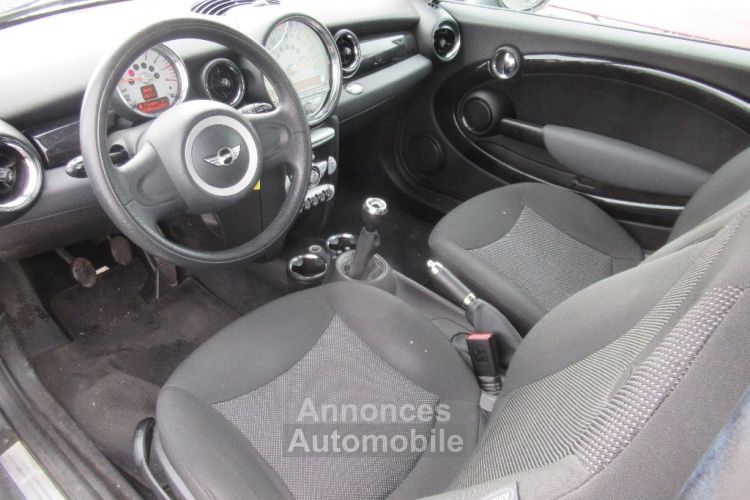 Mini One HATCH R56 Hatch 1.4i - 75 - <small></small> 6.990 € <small>TTC</small> - #9