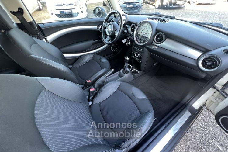 Mini One II (R56) Cooper 1.6 i 122ch BV6 Clim Régulateur 90,000 Kms - <small></small> 9.990 € <small>TTC</small> - #11