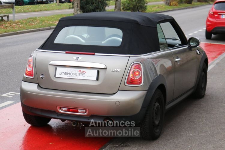 Mini One Ph.II Cabriolet 1.6 i 98 BVM6 (Suivi à jour, Attelage, Clim...) - <small></small> 7.990 € <small>TTC</small> - #4