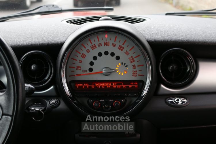 Mini One Ph.II Cabriolet 1.6 i 98 BVM6 (Suivi à jour, Attelage, Clim...) - <small></small> 7.990 € <small>TTC</small> - #13