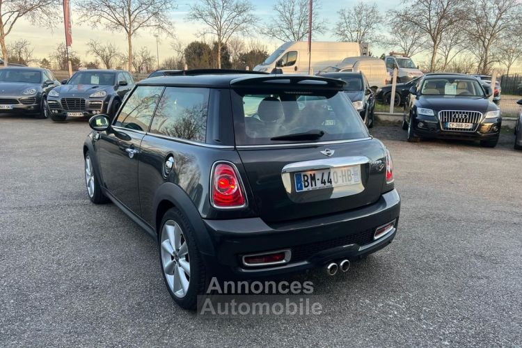 Mini One r56 2.0d 143 ch hatch cooper s pack red hot chili toit pano ouvrant gps cuir bi-xenon - <small></small> 9.490 € <small>TTC</small> - #4