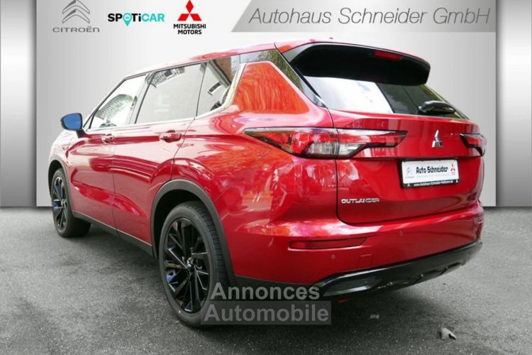 Mitsubishi Outlander 2023 2.5 Black-Edition S-AWC neues Modell!! - <small></small> 59.890 € <small>TTC</small> - #3