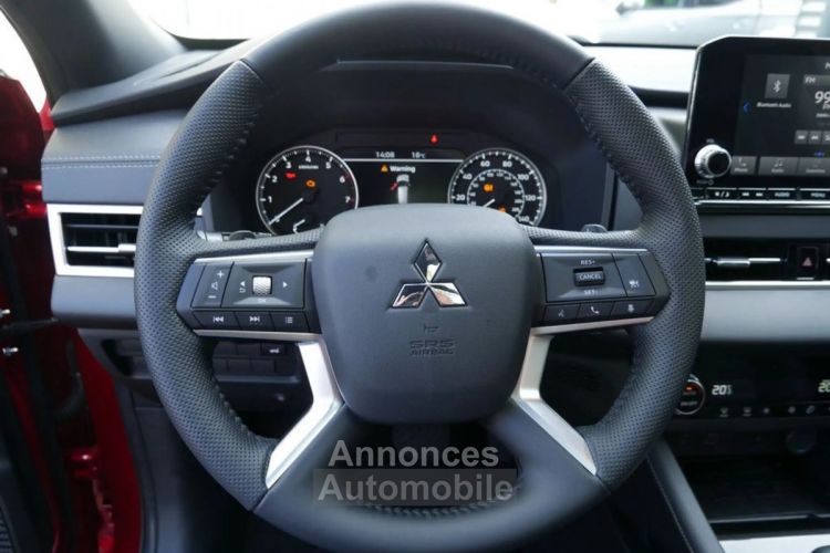 Mitsubishi Outlander 2023 2.5 Black-Edition S-AWC neues Modell!! - <small></small> 59.890 € <small>TTC</small> - #7