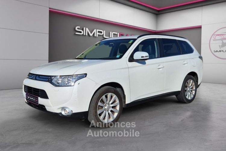 Mitsubishi Outlander 2.2 DI-D 150 4WD Instyle 7 PLACES / SIEGES CHAUFFANTS / CAMERA RECUL / HAYON ELECTRIQUE / GARANTIE 12 MOIS - <small></small> 9.480 € <small>TTC</small> - #5