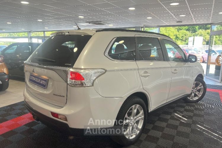 Mitsubishi Outlander 2.2 DI-D 150 4WD Invite - <small></small> 9.990 € <small>TTC</small> - #2