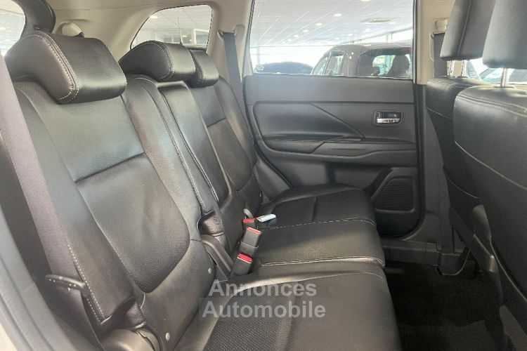 Mitsubishi Outlander 2.2 DI-D 150 4WD Invite - <small></small> 9.990 € <small>TTC</small> - #6