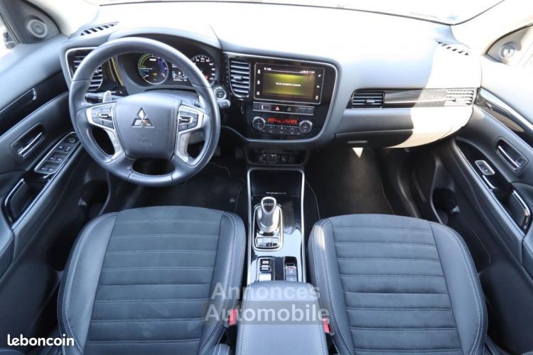 Mitsubishi Outlander 2.4 240 CH TWIN-MOTOR PHEV HYBRID 13.8KWH INTENSE 4WD BVA + 4 PNEUS ÉTÉ - <small></small> 20.489 € <small>TTC</small> - #3