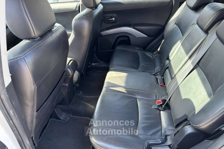 Mitsubishi Outlander II 2.2 DI-D Instyle - <small></small> 7.990 € <small>TTC</small> - #9