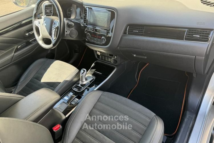 Mitsubishi Outlander III PHEV TWIN MOTOR INTENSE 4WD - <small></small> 18.990 € <small>TTC</small> - #12