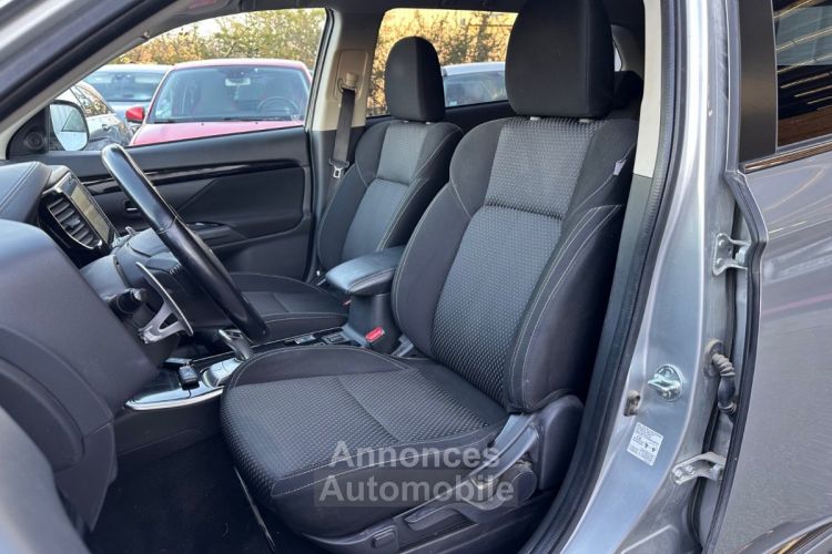 Mitsubishi Outlander PHEV 2.4l PHEV Twin Motor 4WD Business 1ÈRE MAIN - SIÈGES CHAUFF + CAM - <small></small> 22.990 € <small>TTC</small> - #11