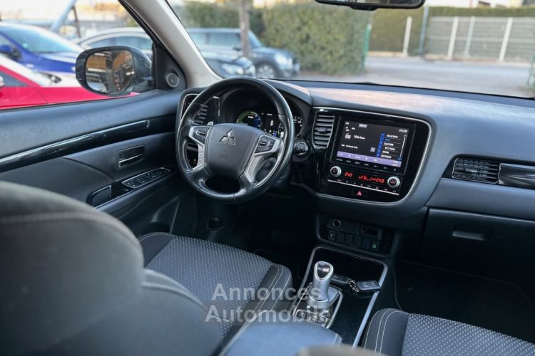 Mitsubishi Outlander PHEV 2.4l PHEV Twin Motor 4WD Business 1ÈRE MAIN - SIÈGES CHAUFF + CAM - <small></small> 22.990 € <small>TTC</small> - #13