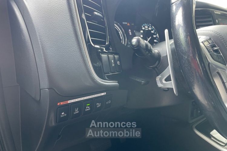 Mitsubishi Outlander PHEV HYB RECH 200CV INSTYLE TOIT OUVRANT - <small></small> 15.990 € <small>TTC</small> - #22