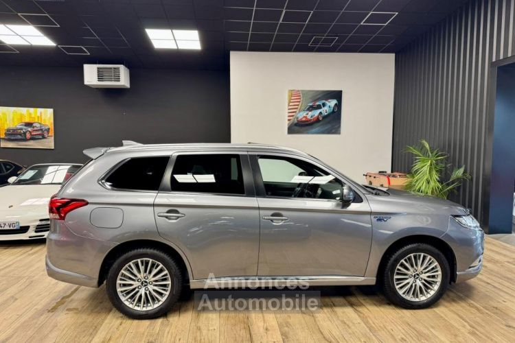 Mitsubishi Outlander PHEV III (2) TWIN MOTOR 4WD INSTYLE MY20 - <small></small> 26.990 € <small>TTC</small> - #8