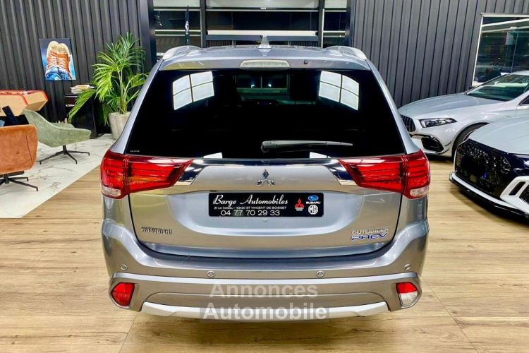 Mitsubishi Outlander PHEV III HYBRIDE 2024 RECHARGEABLE INSTYLE - <small></small> 18.990 € <small>TTC</small> - #5