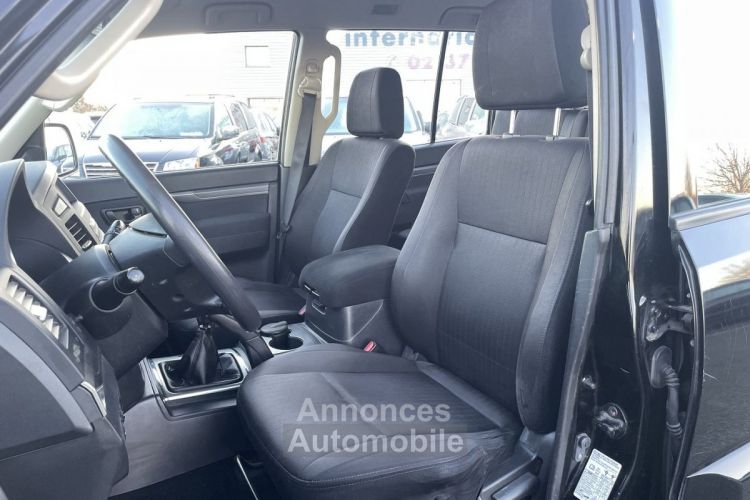 Mitsubishi Pajero 3.2 DI-D200 FAP INVITE 5P - <small></small> 24.990 € <small>TTC</small> - #5