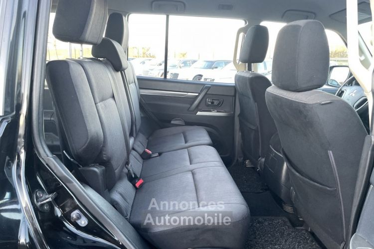 Mitsubishi Pajero 3.2 DI-D200 FAP INVITE 5P - <small></small> 24.990 € <small>TTC</small> - #8