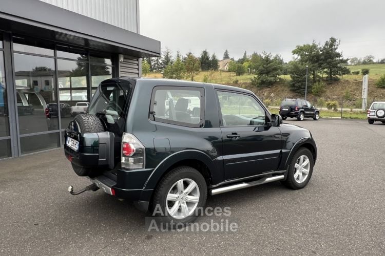 Mitsubishi Pajero 3.2 DID 200 CV 3 Portes Invite - <small></small> 27.800 € <small></small> - #7