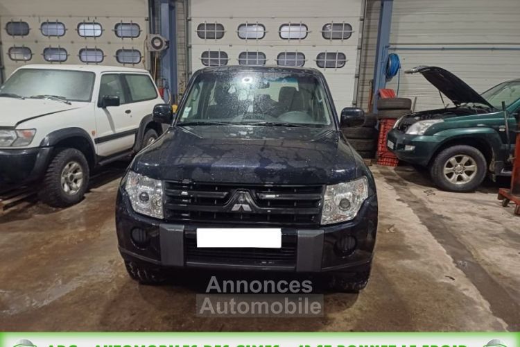 Mitsubishi Pajero III (2) 3.2 DI-D 200CH INVITE 3P - <small></small> 19.700 € <small>TTC</small> - #8