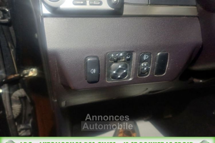 Mitsubishi Pajero III (2) 3.2 DI-D 200CH INVITE 3P - <small></small> 19.700 € <small>TTC</small> - #14