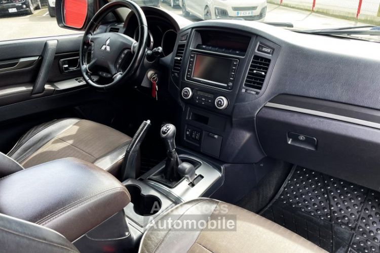 Mitsubishi Pajero Intense 2011 3.2 DiD 200 ch - <small></small> 17.990 € <small>TTC</small> - #12