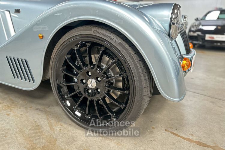 Morgan Plus Six 3.0 335 Ch Moonstone Liquide Chrome 1° MAIN FR TVA - <small></small> 107.500 € <small></small> - #32