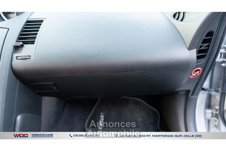 Nissan 350Z Coupé 3.5 V6 - 280 COUPE . - <small></small> 23.490 € <small>TTC</small> - #33