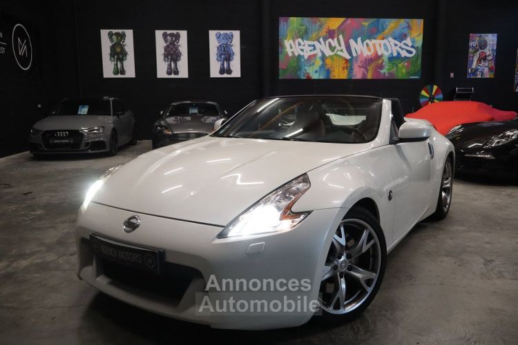 Nissan 370Z 3.7 l 328 ch V6 nacré - <small></small> 25.990 € <small>TTC</small> - #1