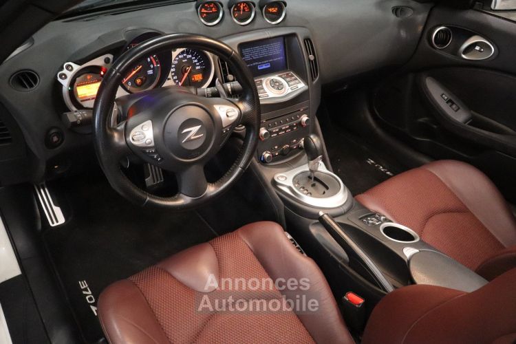 Nissan 370Z 3.7 l 328 ch V6 nacré - <small></small> 25.990 € <small>TTC</small> - #10