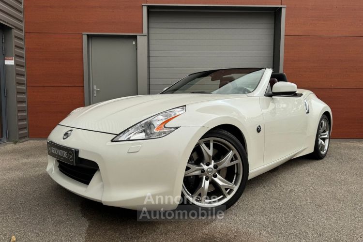 Nissan 370Z Roadster 3.7l V6 328 ch BVA 07/2010 - <small></small> 25.990 € <small>TTC</small> - #1