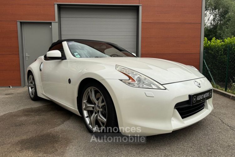 Nissan 370Z Roadster 3.7l V6 328 ch BVA 07/2010 - <small></small> 25.990 € <small>TTC</small> - #4