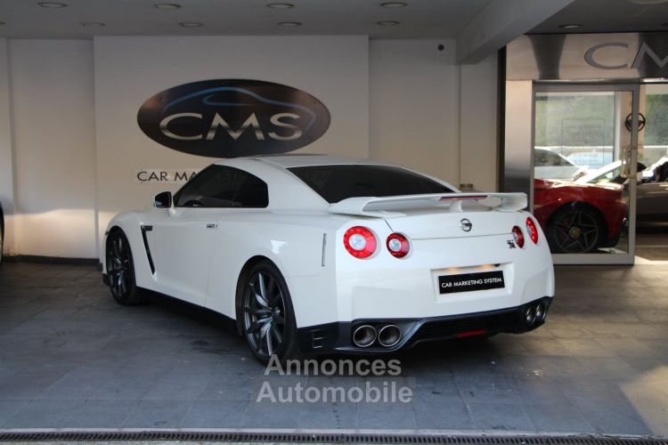 Nissan GT-R Black Edition 550 - <small>A partir de </small>890 EUR <small>/ mois</small> - #3