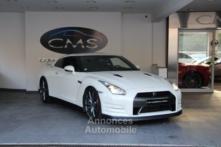 Nissan GT-R Black Edition 550 - <small>A partir de </small>890 EUR <small>/ mois</small> - #1