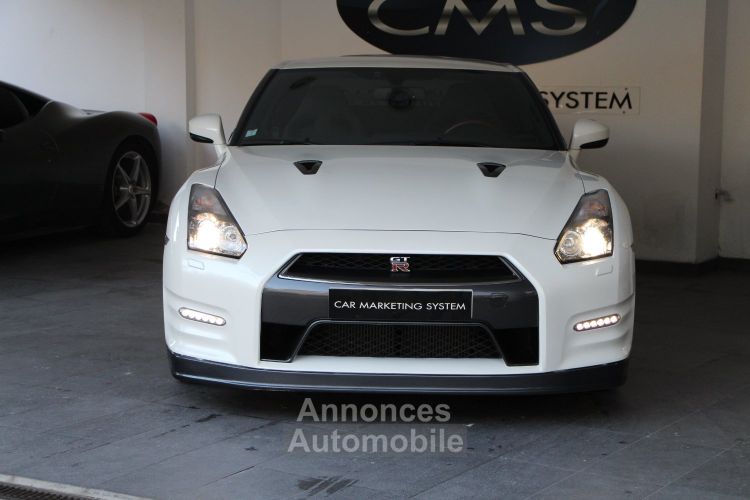 Nissan GT-R Black Edition 550 - <small>A partir de </small>890 EUR <small>/ mois</small> - #2