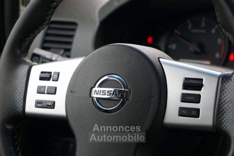 Nissan Navara 2.5dCI HARDTOP BOITE-AUTO NAVI -CAMERA CLIM AUTO - <small></small> 12.990 € <small>TTC</small> - #11