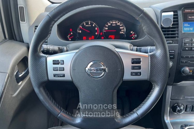 Nissan Navara 3.0 V6 dCi 231ch Double-Cab BVA *TOUTES OPTIONS* - <small></small> 18.990 € <small>TTC</small> - #12