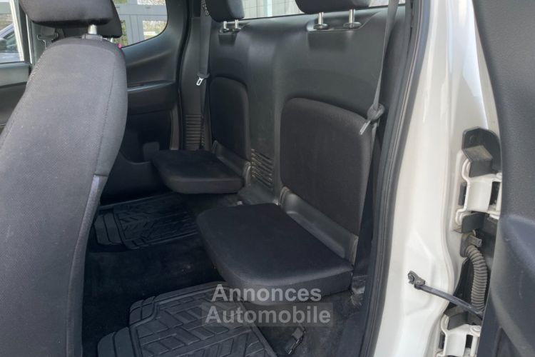 Nissan NP300 navara 2.3 dci 160 king cab visia avec attache remorque 7 broches - <small></small> 19.990 € <small>TTC</small> - #9