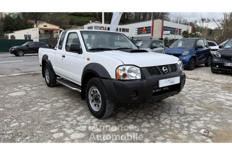 Nissan NP300 NAVARA Pick Up King Cab 2.5 dCi 4x4 XE - <small></small> 14.989 € <small>TTC</small> - #1