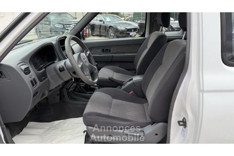 Nissan NP300 NAVARA Pick Up King Cab 2.5 dCi 4x4 XE - <small></small> 14.989 € <small>TTC</small> - #13