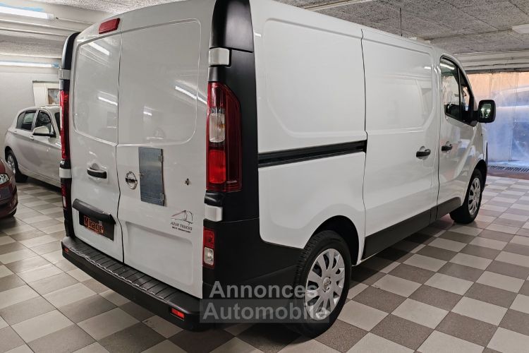 Nissan NV300 - <small></small> 15.900 € <small></small> - #4