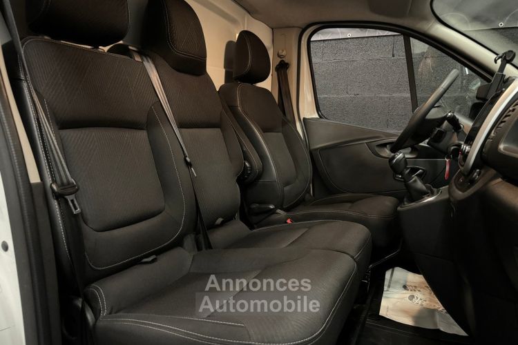 Nissan NV300 2.0 l dci 145 ch Fourgon Prix Hors Taxe TVA RECUPERABLE 280EHT/MOIS - <small></small> 19.000 € <small>TTC</small> - #7