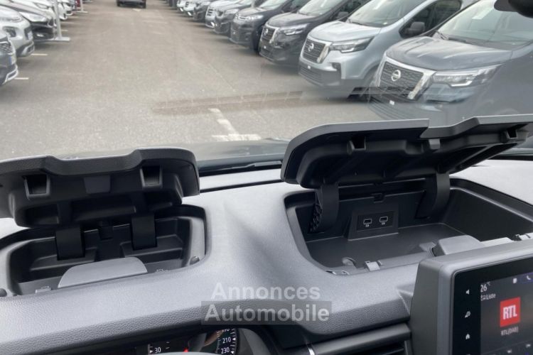 Nissan Primastar 33 000HT COMBI L2H1 3.0T 2.0 DCI 150 S/S N-CONNECTA BVM 9PL GARANTIE 5 ANS OU 160 000 KM - <small></small> 39.600 € <small></small> - #45